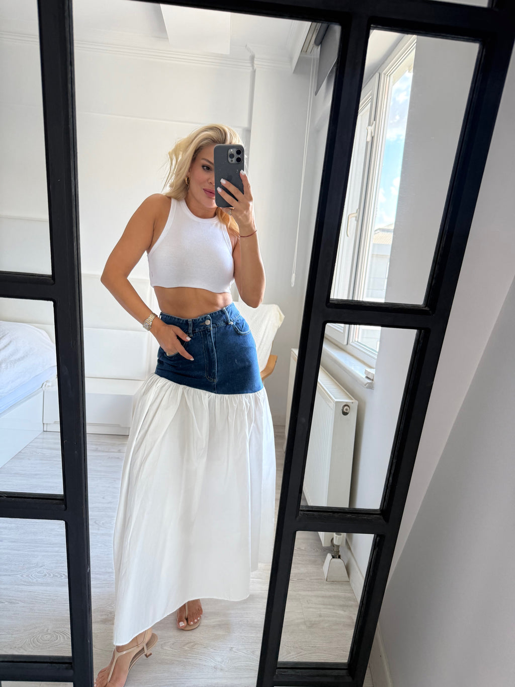 Denim detaylı etek